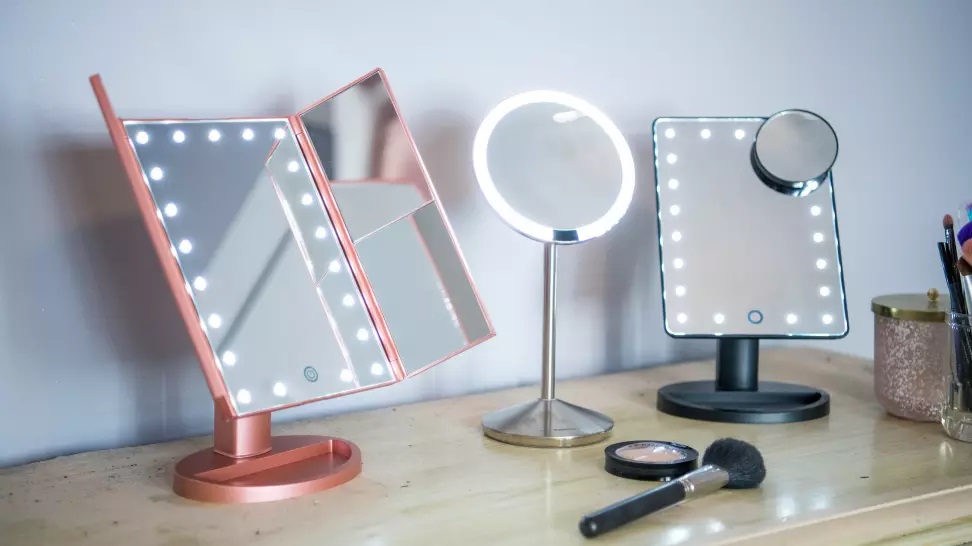 portable light up makeup mirror